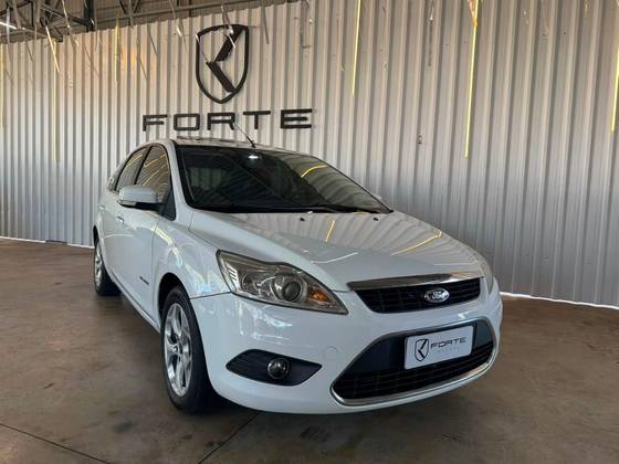 FORD FOCUS 2.0 TITANIUM 16V FLEX 4P POWERSHIFT